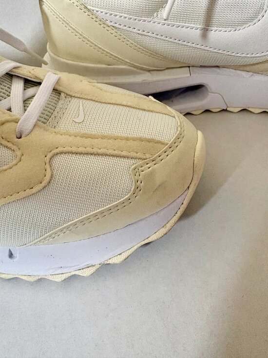 Nike Air Max Dawn main image 6